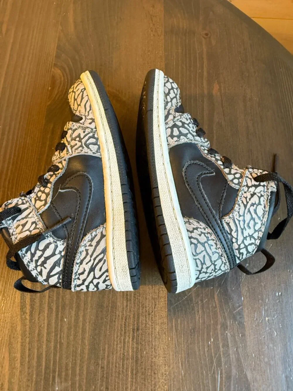 Nike Air Jordan 1 Retro ‘Elephant Print’ Toddler Sneakers 826715-013- SZ 9 C